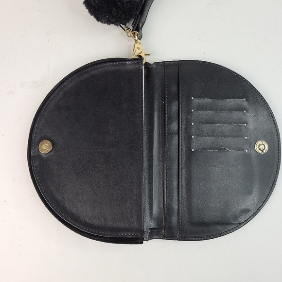 💥 3/$30 Ban.do black faux leather clutch wristlet wallet w/attached poof accent - Picture 5 of 13